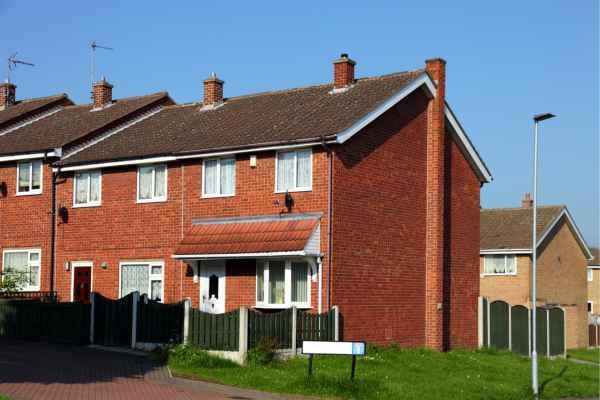 Can I Alter The Party Wall Surveyor? - A Crucial Guide From Faulkner Surveyors 3 Do you want to change the party wall surveyor you are using? Get the best results from Faulkners Fleet NOW!
